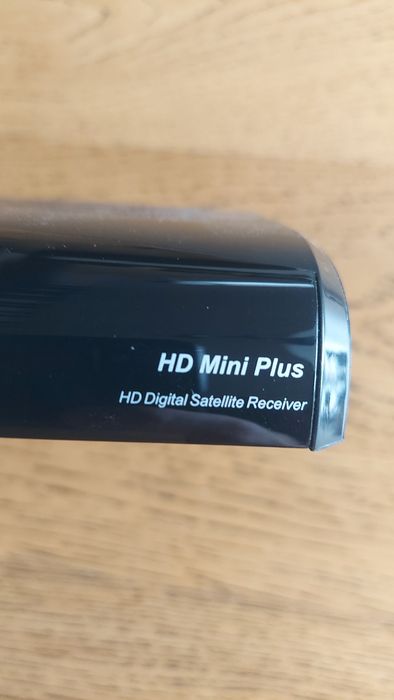 Супутниковий HD-ресивер GI HD Mini Plus.
