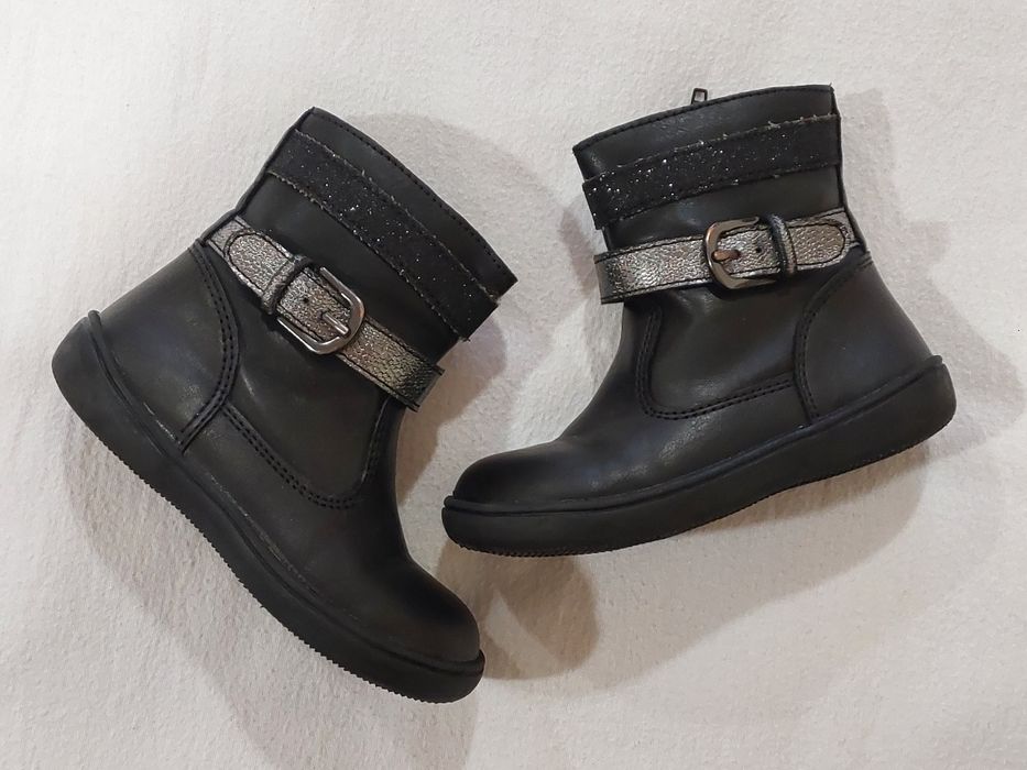 Botas Pretas Menina, T24