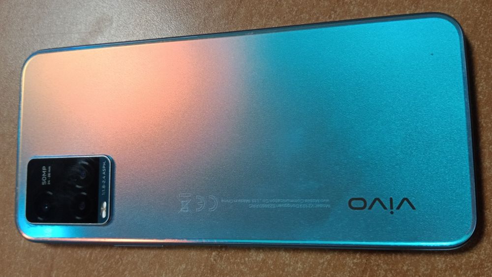 Telefon Vivo Y33s