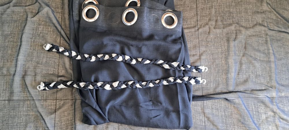 Cortinas com argolas incorporadas