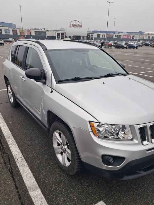 Продається Jeep compass