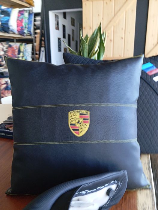 Almofadas Temáticas–Estilo, Conforto e Personalidade na Sua Decoração