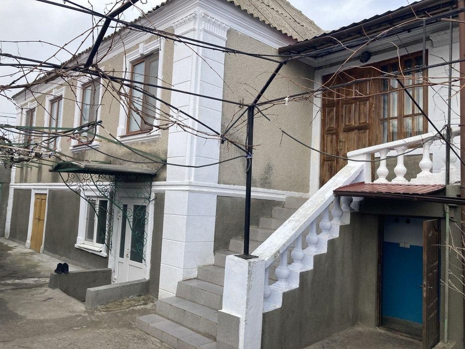 Продам жилой дом с коммерческим помещением.(213-709)