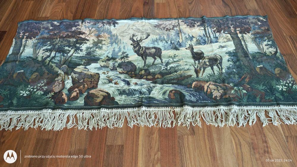 Stary gobelin na ścianę.