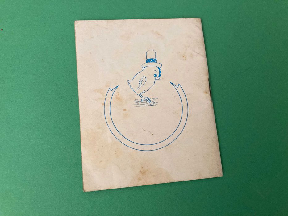 Mini Livro O Chapelinho do Cri-Cri Colecção Extra Majora Anos 60