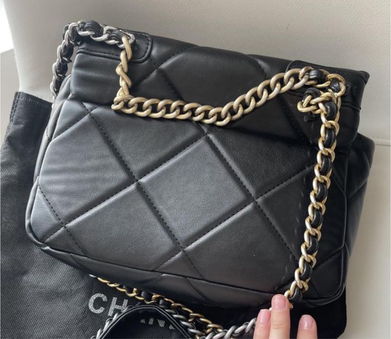 Продам сумка натуральная кожа брендовая