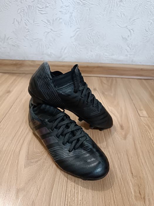 Бутси Адідас Nemeziz 35 й розмір