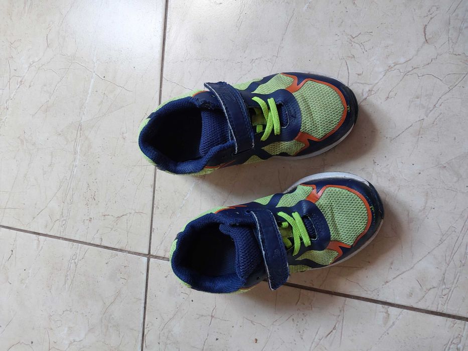 Buty sportowe 28 1/2 adidaski Clarks sneakersy