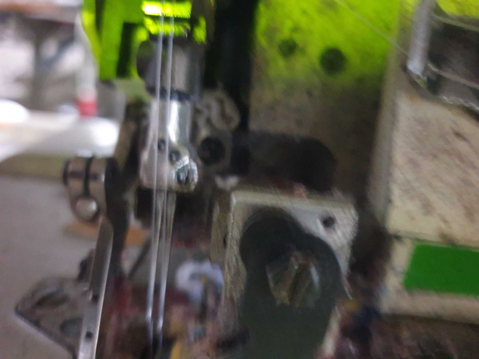 Overlock 5-nitkowy Brother (owerlocko-stębnówka)