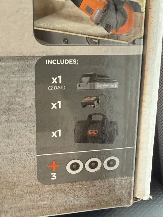 Akumulatorowa szlifierka kątowa Black+Decker