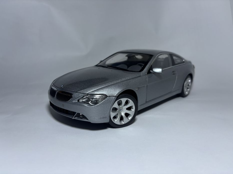 BMW 645Ci Coupe e63 N62B44 V8 1:18 Kyosho масштабна модель