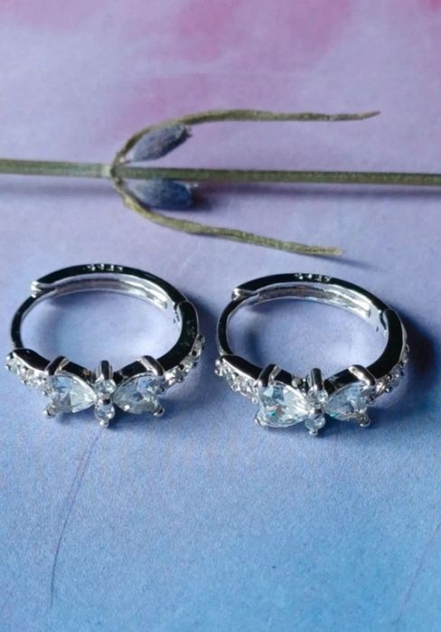 Kolczyki kokardki s.925 z cyrkoniami