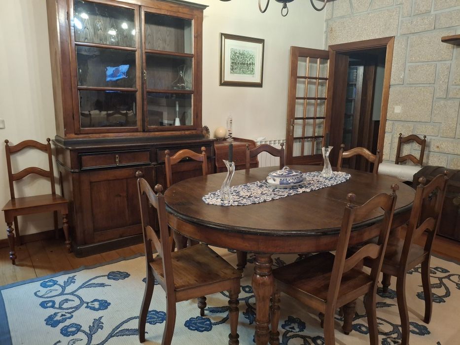 Vendo móveis e louças  VA ,Sacaven,