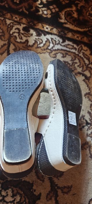 Buty damskie sandały