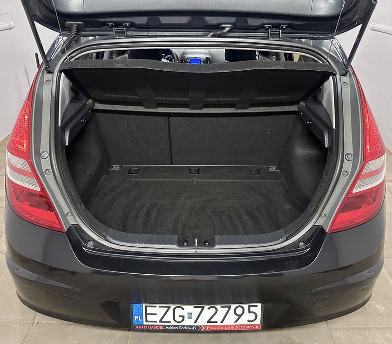 Hyundai i30 1,4 Mały Przebieg Ładny Stan Sprawdź !