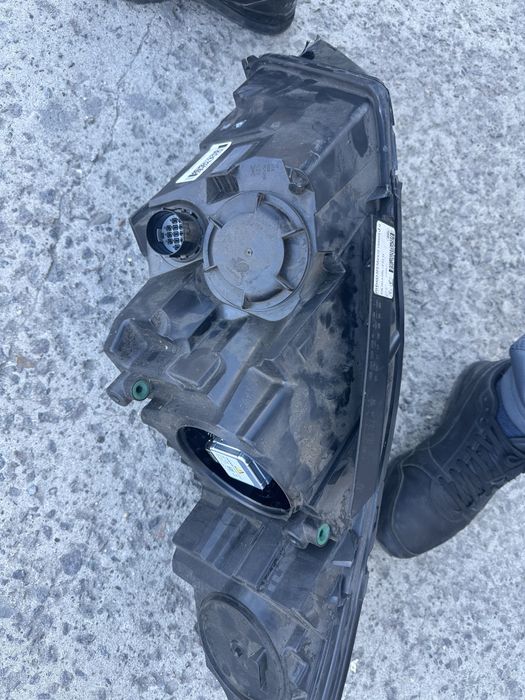 Фара land Rover Discovery sport AFS 2017 під ремонт