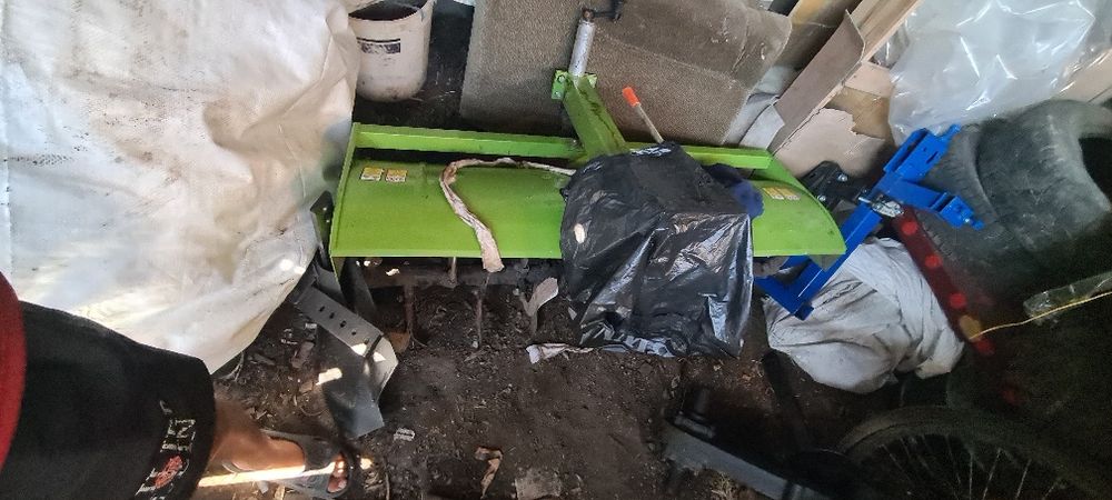 Продається мотоблок з фризою
