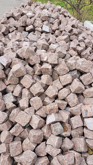 Гранітна бруківка