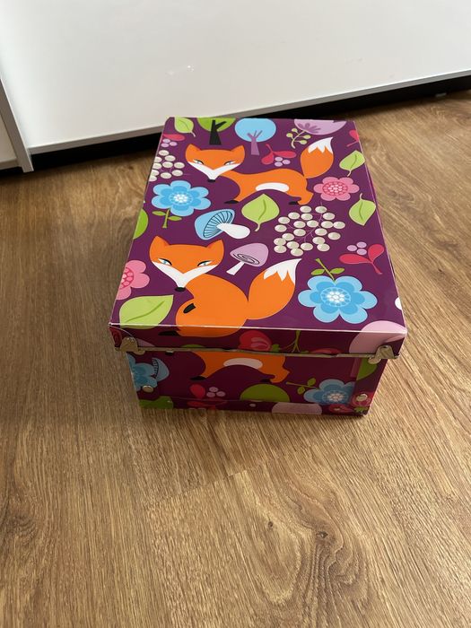 Pudełko w liski do przechowywania dla dzieci