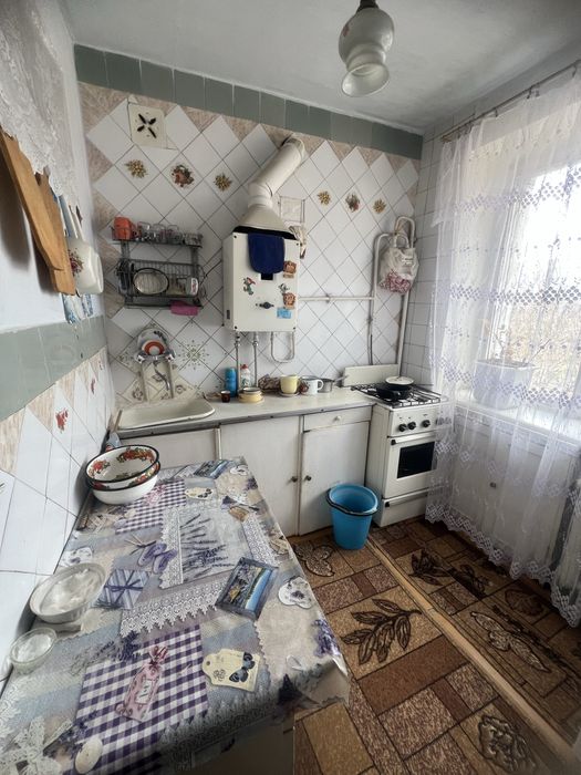 Продам квартиру в центрі міста