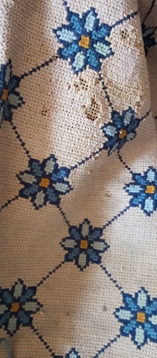 Tapete de arraiolos grande de 2,65 por 2,10