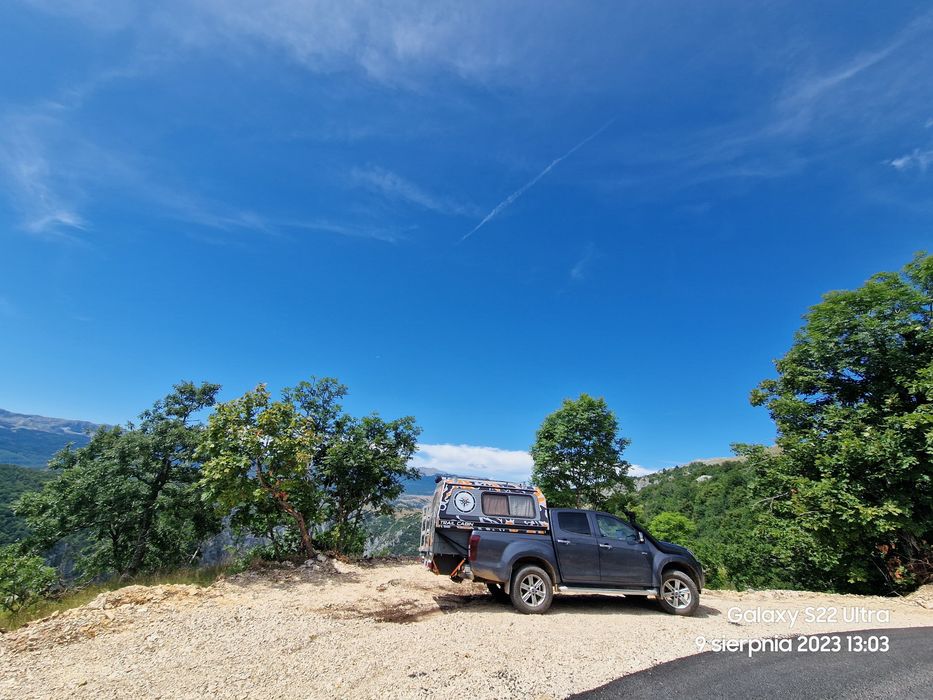 Zabudowa kamperowa pickup Isuzu d-max hilux