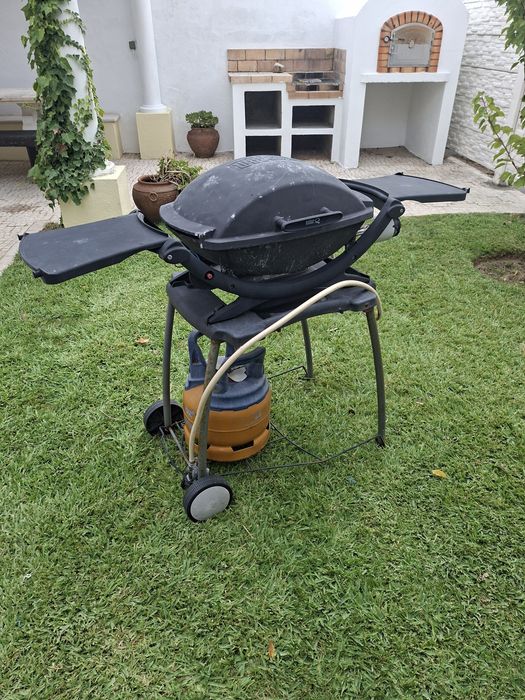 Carrinho para grelhador Weber