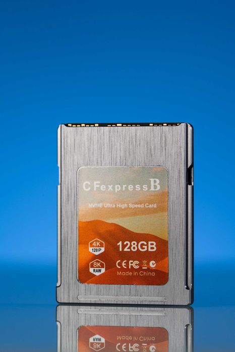 CFexpress Type B SSSTC 128GB (15 godzin/ 100%)