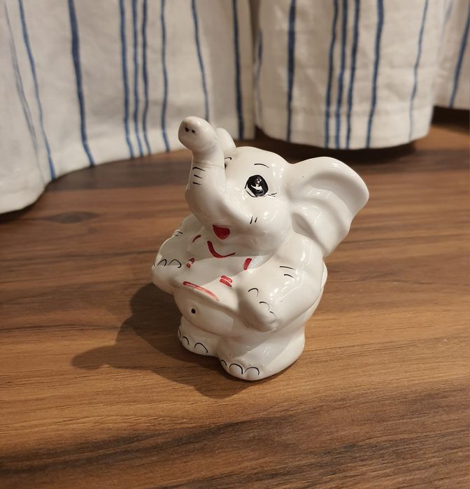 Figurka słonika porcelanowa