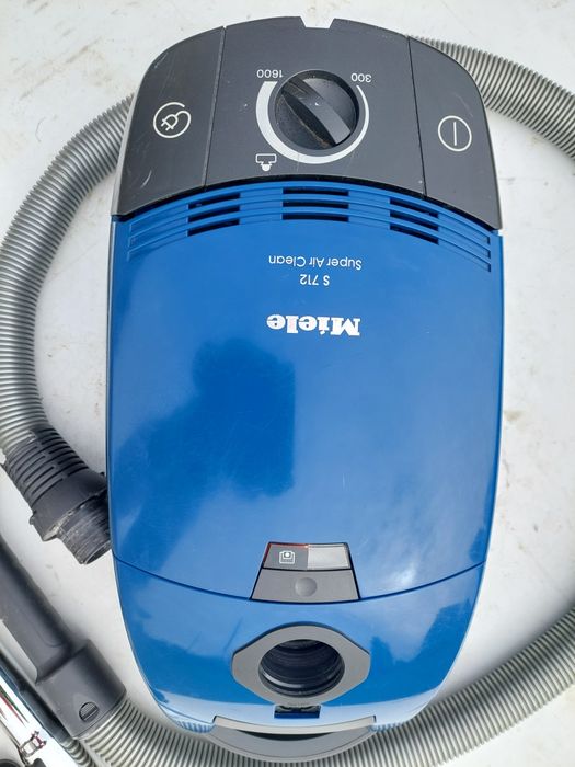 Odkurzacz miele s712