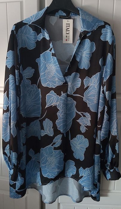 Camisa/camiseiro em tons de preto e azul