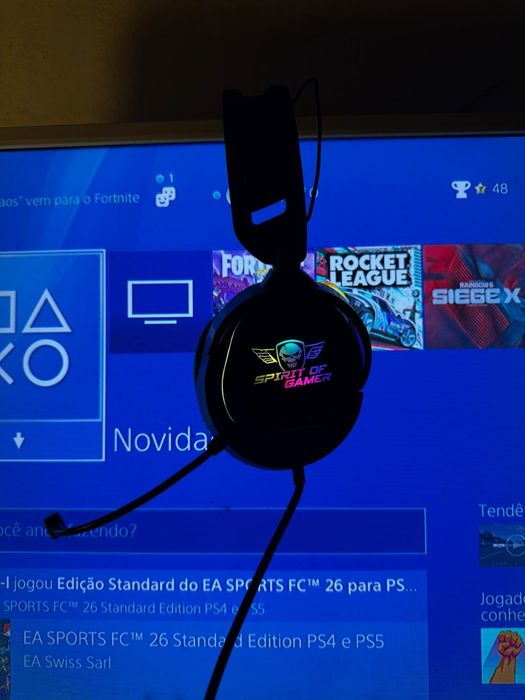 PS4 Slim 500 gb como novo