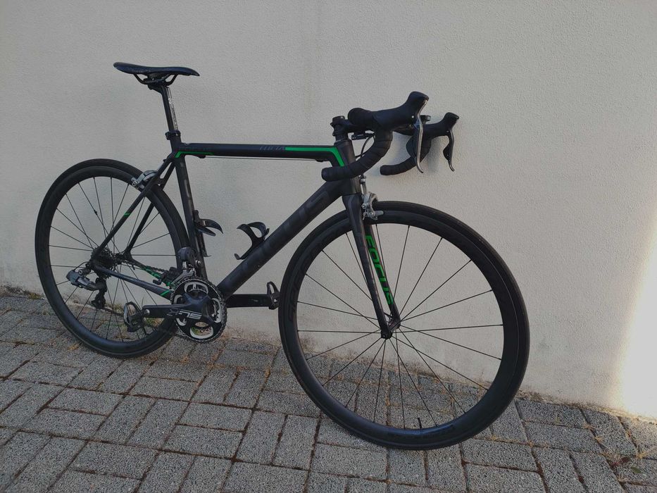 Bicicleta estrada Focus Izalco
