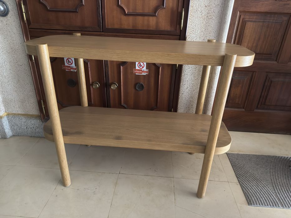 Movel de apoio de sala