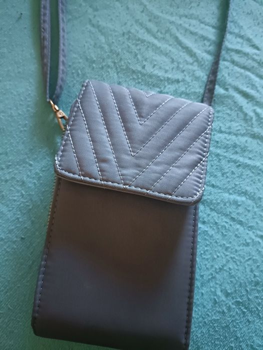 Bolsa de ombro para telemóvel ( Portes grátis)