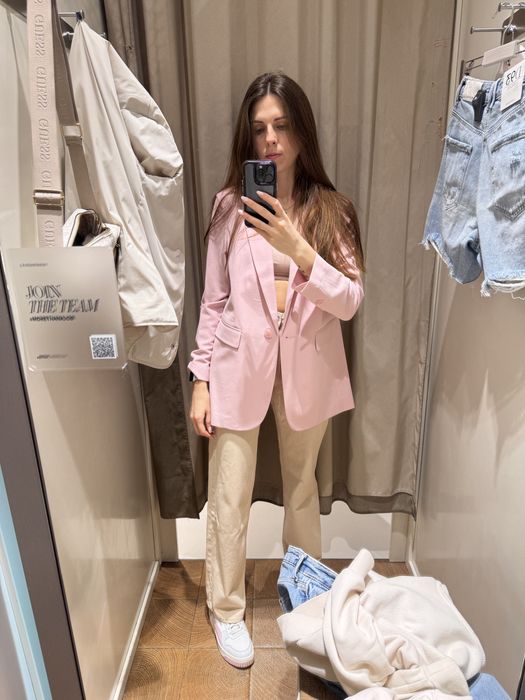 Молочні джинси stradivarius