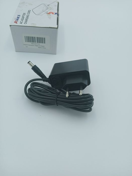 Zasilacz sieciowy AC/DC 9V 2A 18W | Model J180C-0902000EX