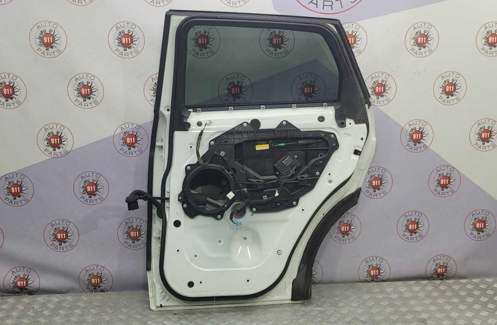 Двері задні праві Land Rover Range Rover Evoque 2012-2019