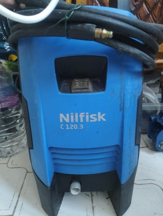 Nilfisk máquina de lavar á pressão profissional