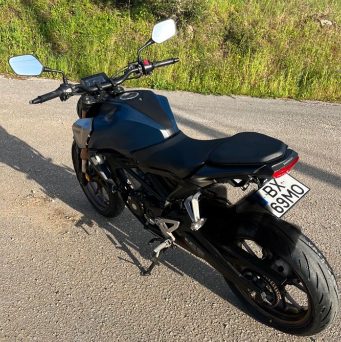 Honda cb 125 r 2022