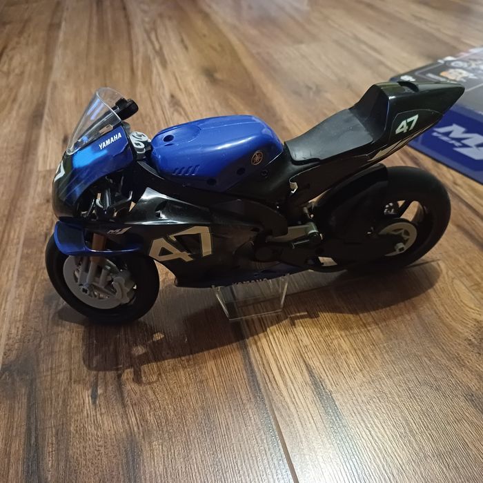 Laboratorium clementoni motor Yamaha M1