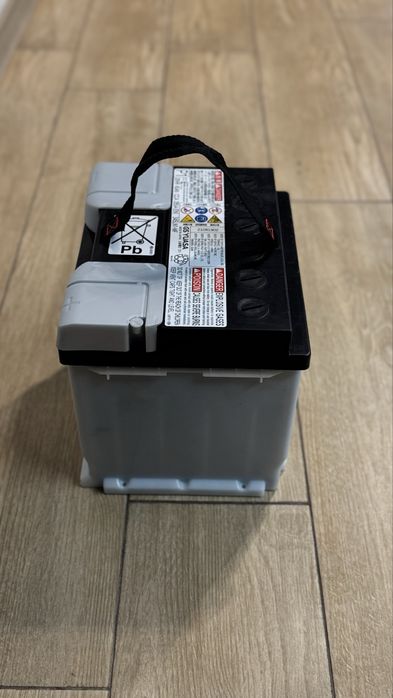 Rav 4 рідний акумулятор.