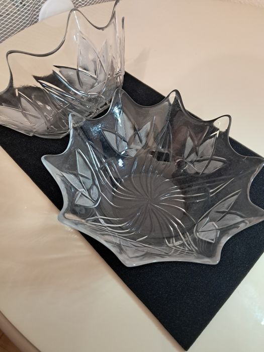Продам хрустальные вазы