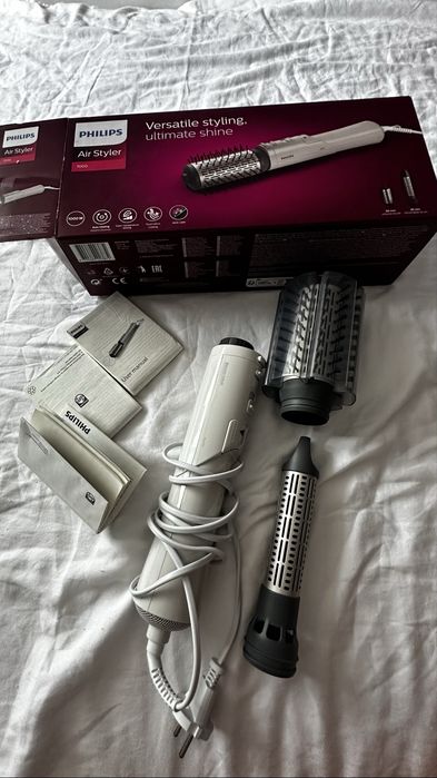 Фен-щітка Philips Air Styler 7000 BHA 710