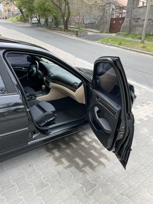 Продам бмв е46 на автомате