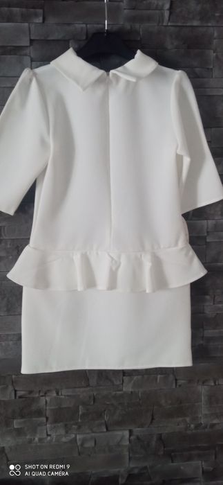 Elegancka Sukienka r. 140