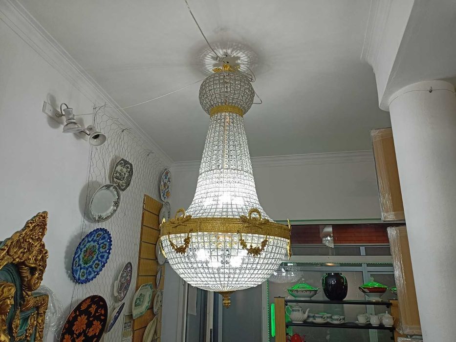 Lustres Grandes Dimensões