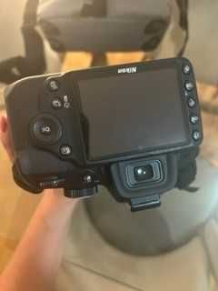 Máquina D3200 + AF-S NIKKOR 18-105 mm