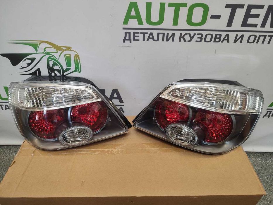 Ліхтар стоп Mitsubishi Outlander 2003-2009 задні фари Аутлендер 1