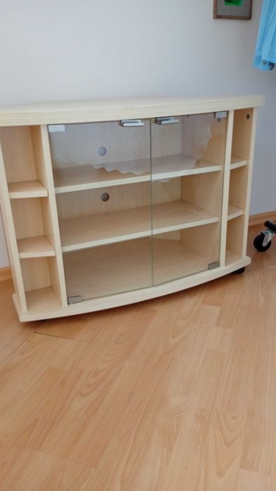 Szafa z szafką audio